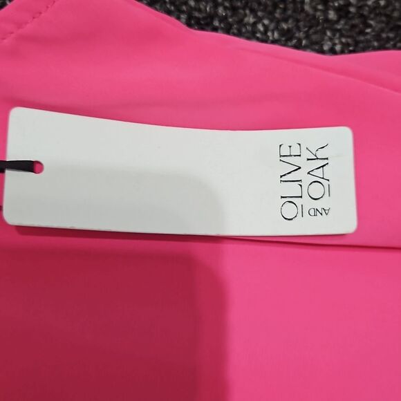 NWT Olive and Oak Pink XS Spaghetti Strap Top Blouse - Picture 5 of 12